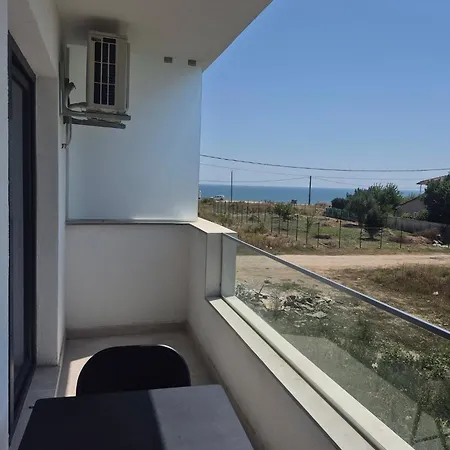 Epava Sunset Apartment Costinesti